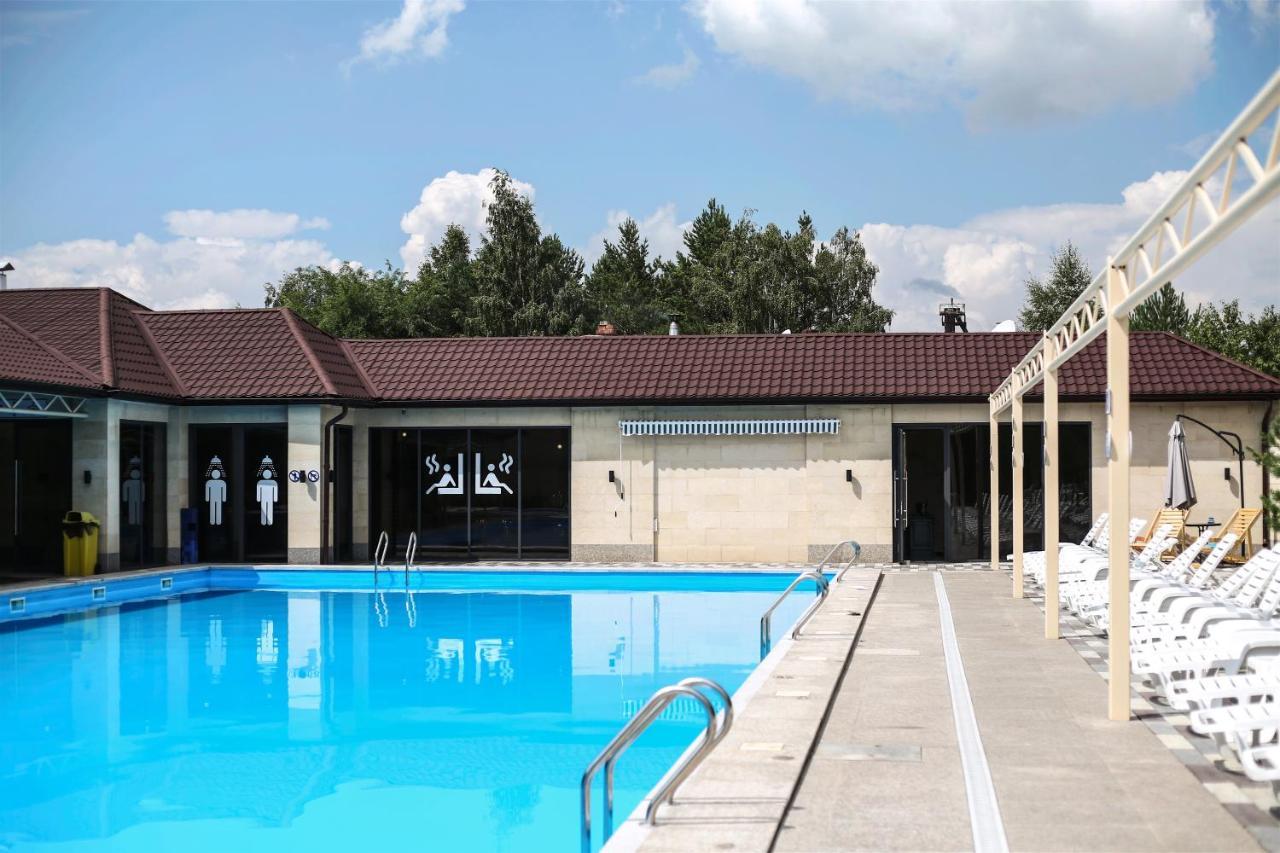 Dvin Hotel Pawlodar Exterior foto